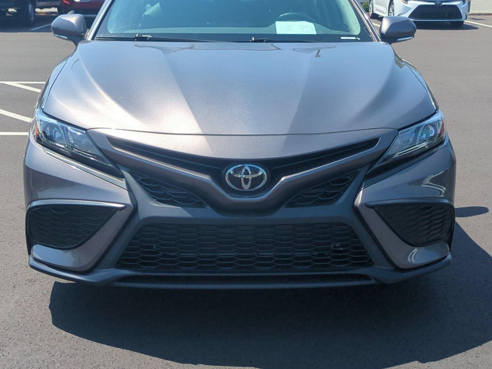 Used 2024 Predawn Gray Mica Toyota SE image 14