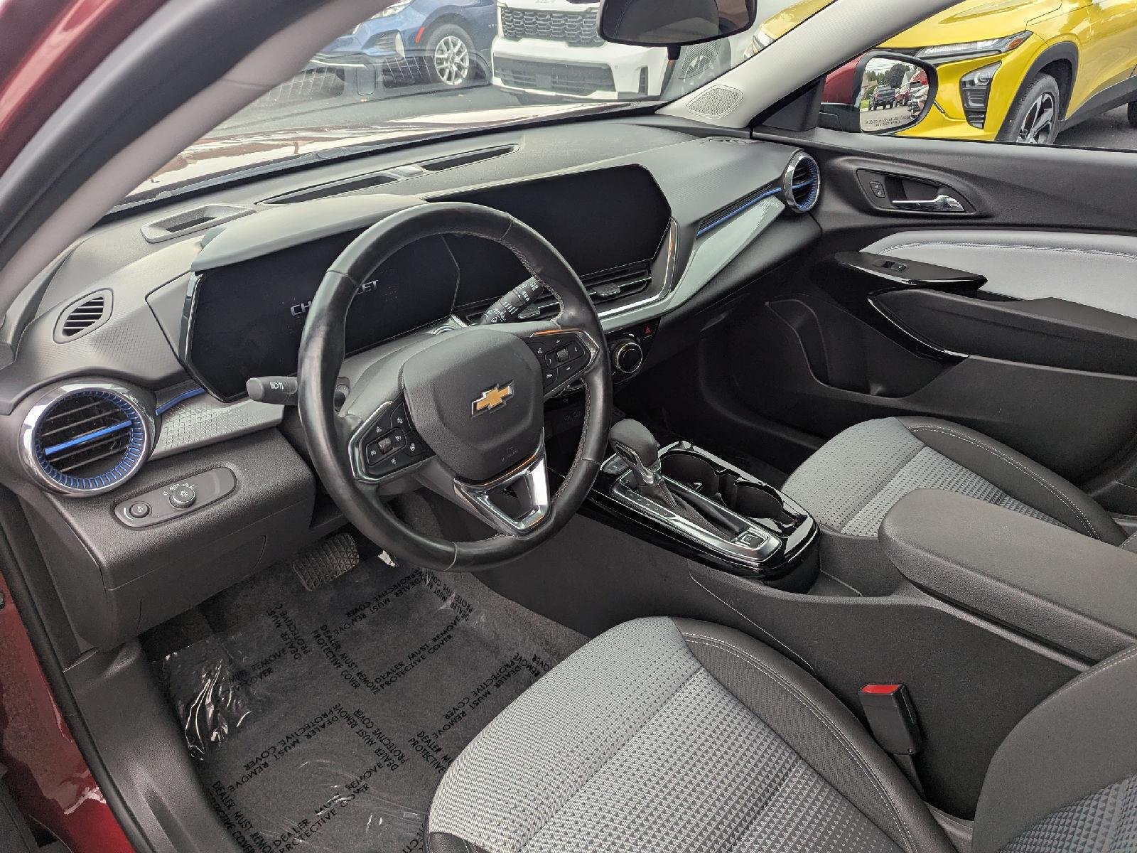 Used 2025 Crimson Metallic Chevrolet LT image 13