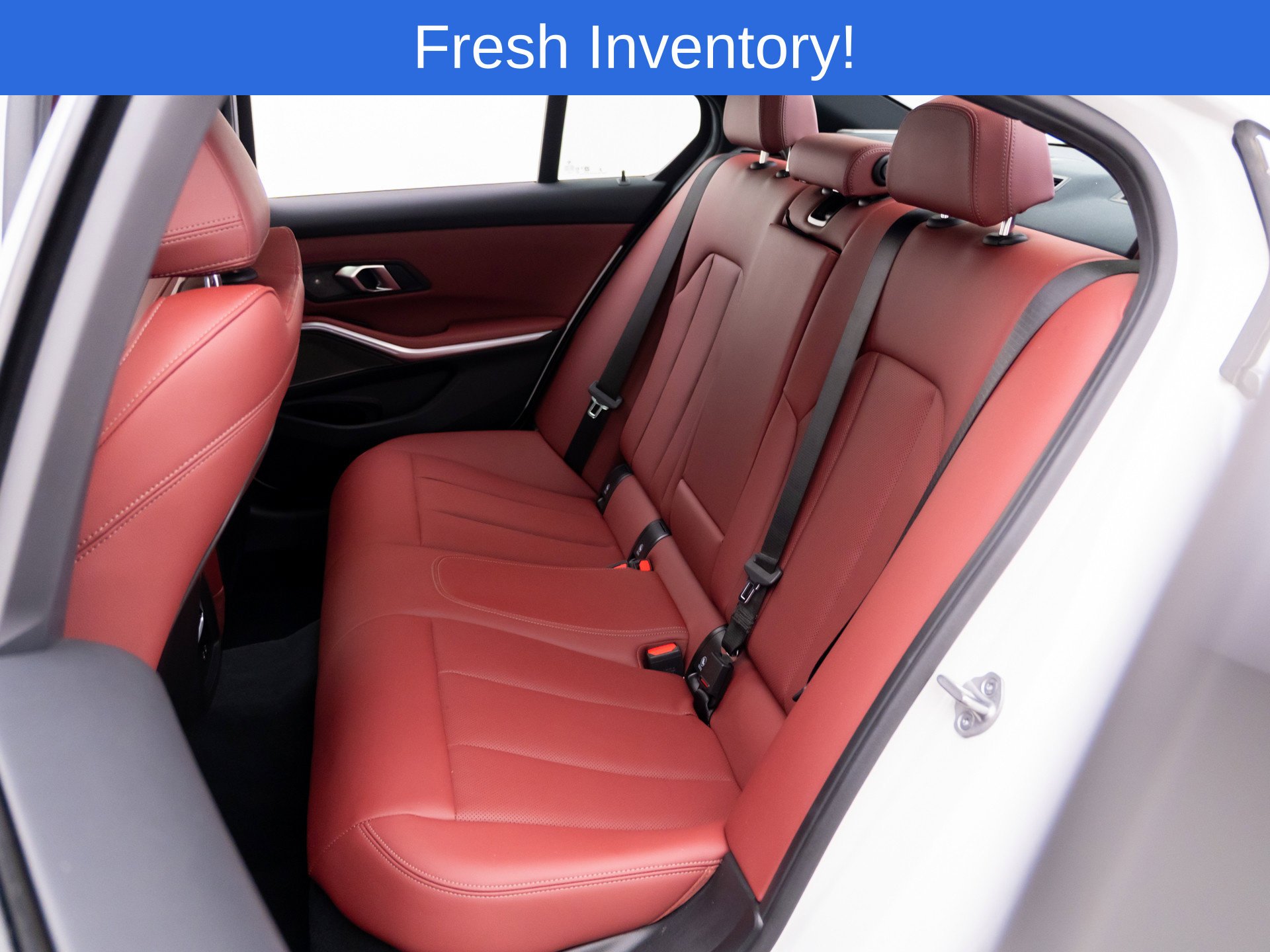 Certified Used 2026 Mineral White Metallic BMW 330i xDrive image 16