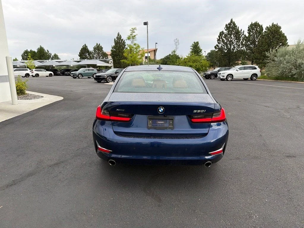 Used 2019 Mediterranean Blue Metallic BMW 330i xDrive image 4