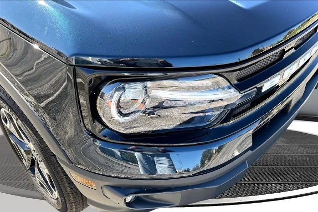 Certified Used 2023 Blue Metallic Ford Outer Banks image 31