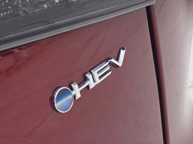 Certified Used 2025 RUBY FLARE PEARL Toyota  image 13