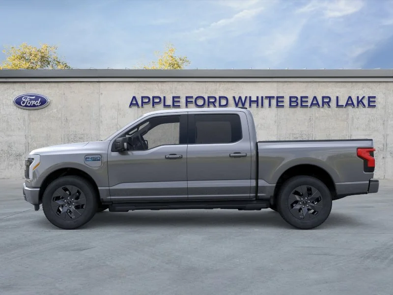 2025 Ford F-150 Lightning Flash - Photo 25