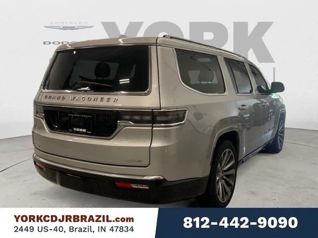 Used 2022 Silver Jeep Series II image 5