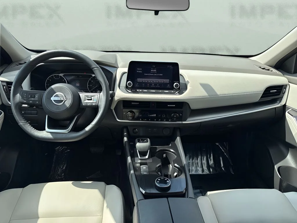 Used 2024 White Nissan SV image 13