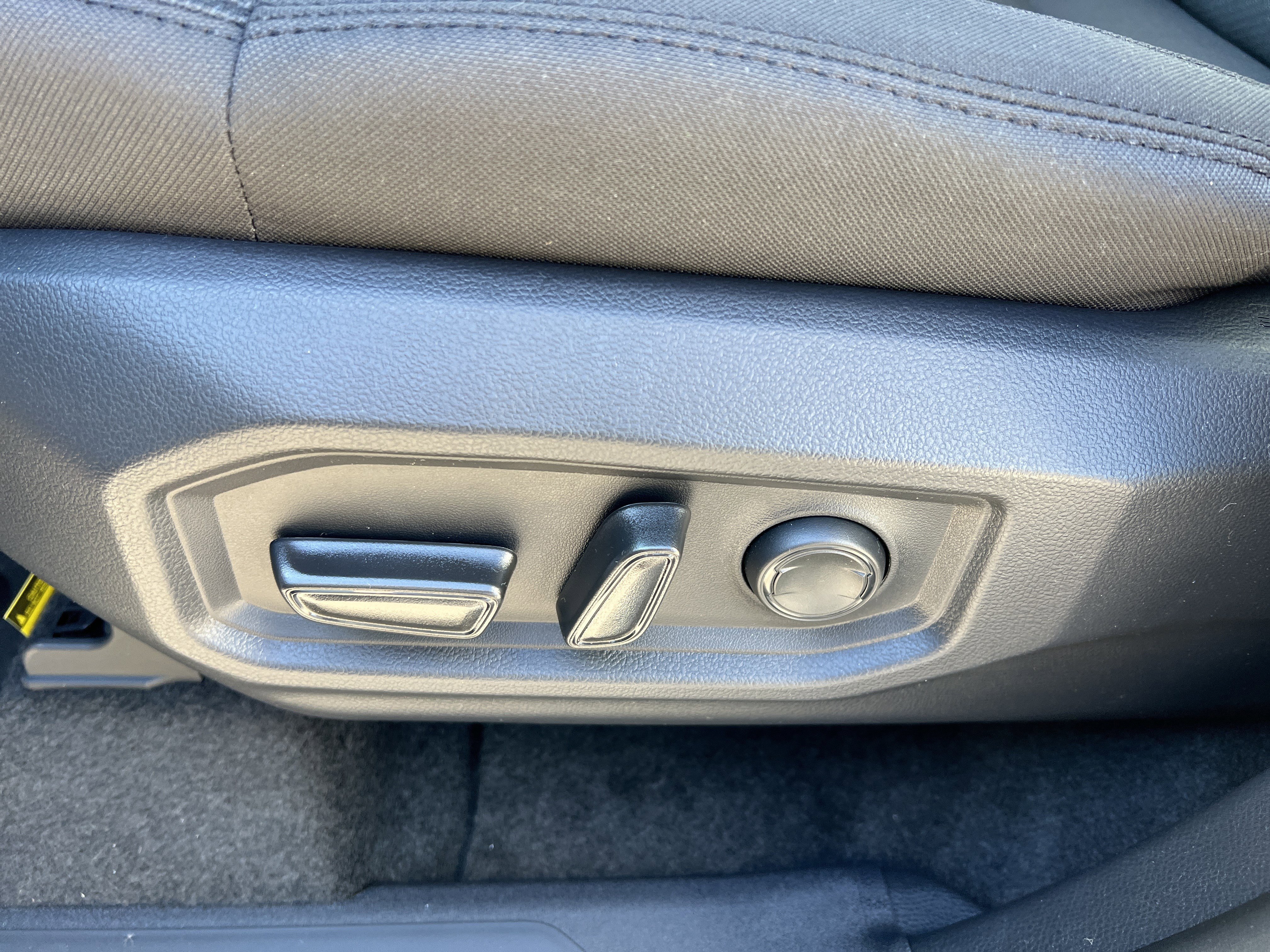 2026 Toyota Tundra SR5 - Photo 10