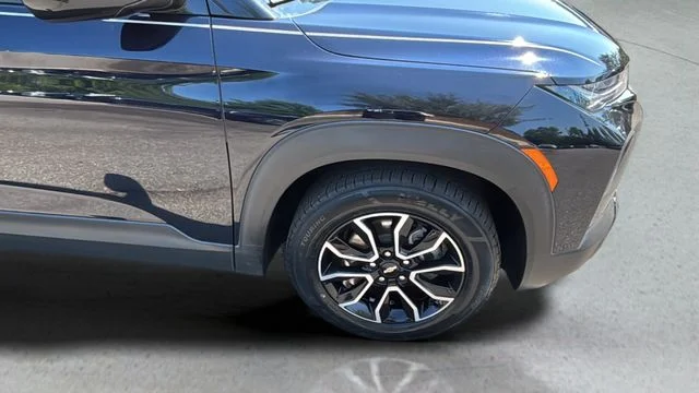 Used 2021 Blue Chevrolet ACTIV image 33