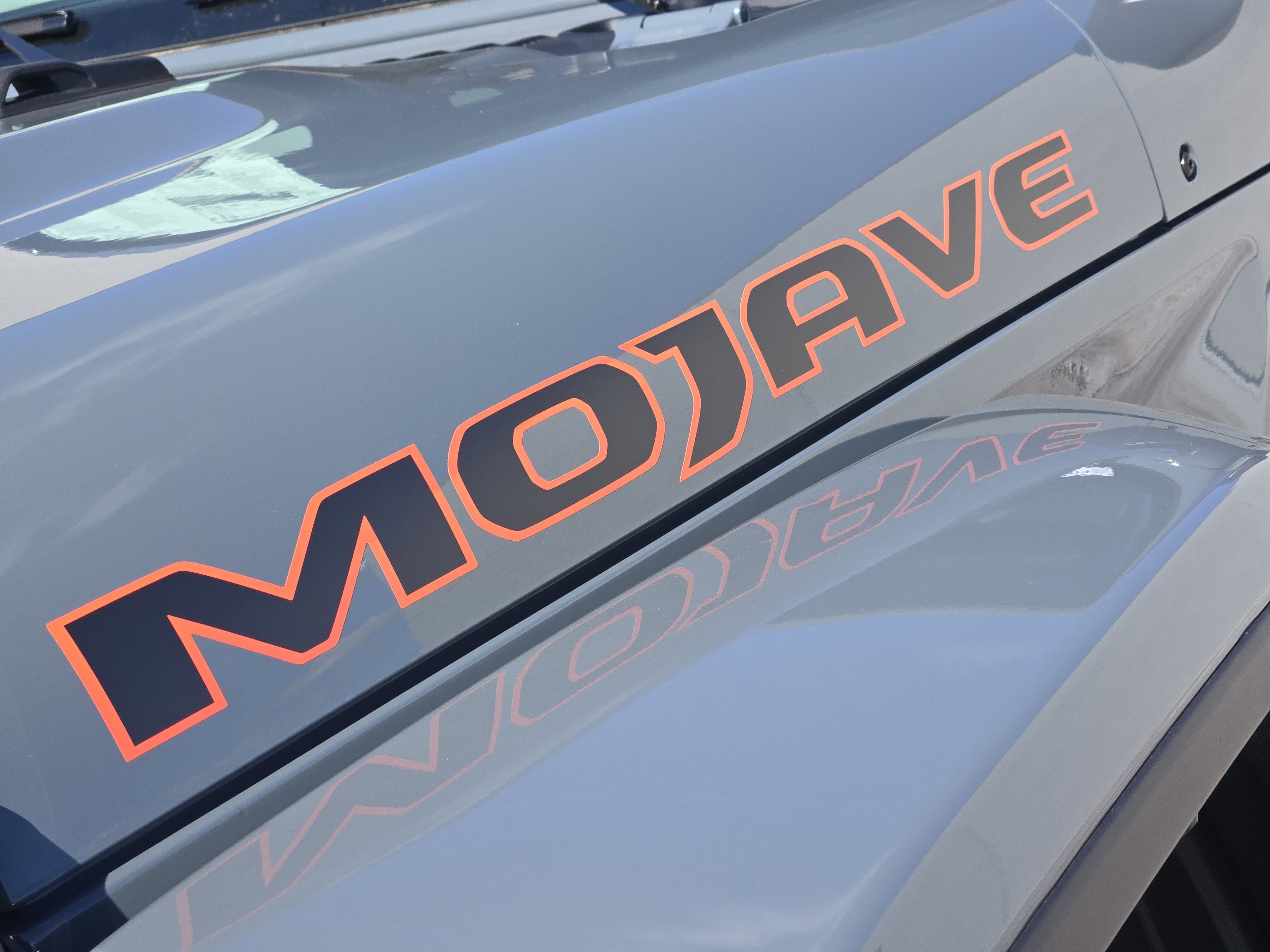 New 2026 Anvil Clear-Coat Exterior Paint Jeep Mojave X image 8