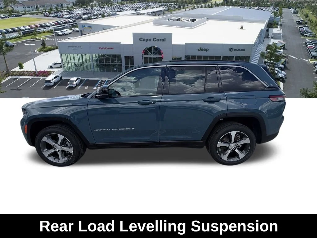 New 2026 Steel Blue Exterior Paint Jeep Limited image 6