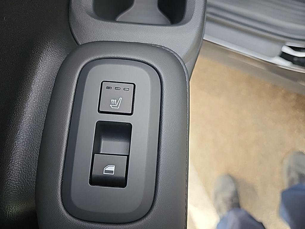New 2026 Black Hyundai Limited AWD image 31
