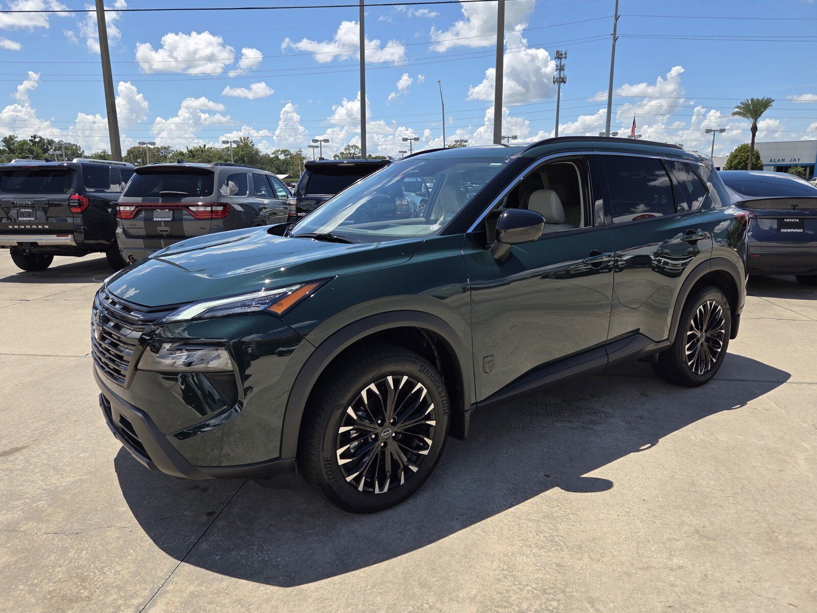 Used 2026 Obsidian Green Nissan Dark Armor image 2