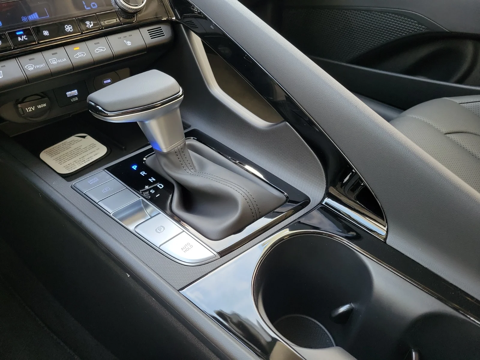 New 2026 Amazon Gray Hyundai Limited (IVT) 4dr Sedan image 18