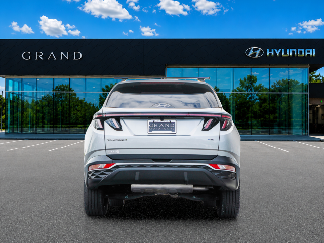 Used 2023 Silver Hyundai SEL image 5