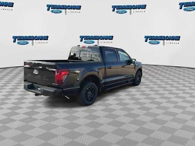 New 2026 Agate Black Metallic Ford XLT image 8