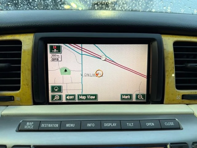 Used 2005  Lexus 430 image 11