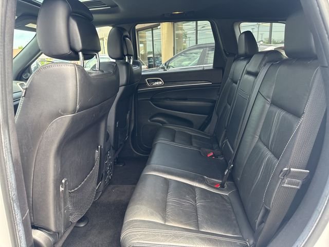 Used 2014 White Jeep Limited image 27