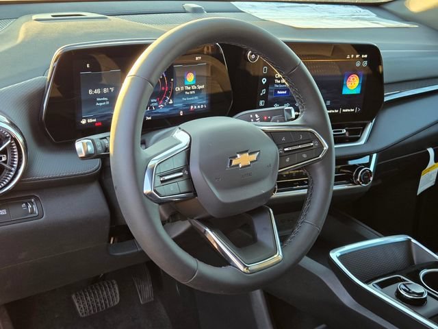 New 2027 Mosaic Black Metallic Chevrolet LT image 10