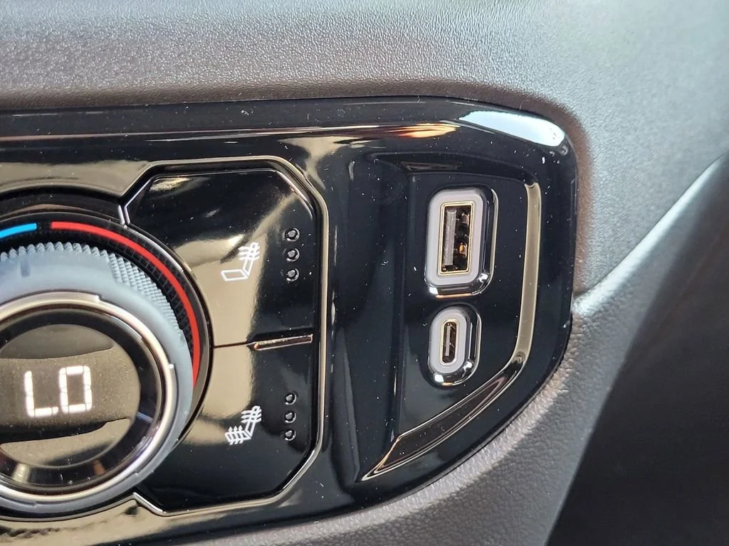 2026 Chevrolet Silverado 1500 RST - Photo 21