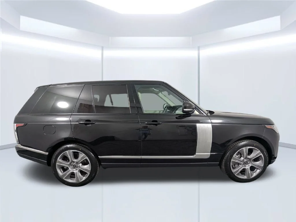 Certified Used 2019 Black Land Rover 3.0L V6 Supercharged HSE image 23
