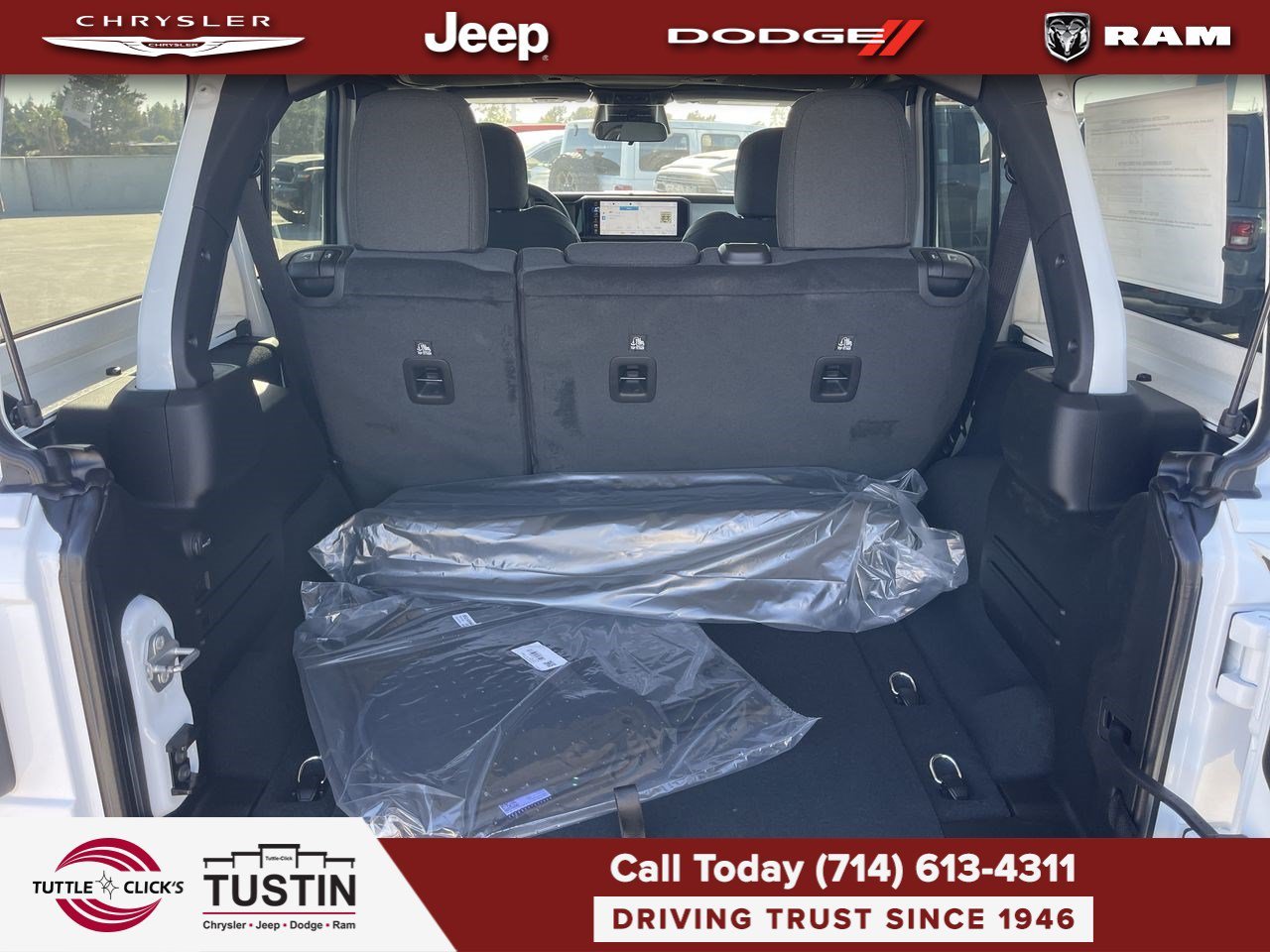 New 2026 Bright White Clearcoat Jeep California Edition image 33