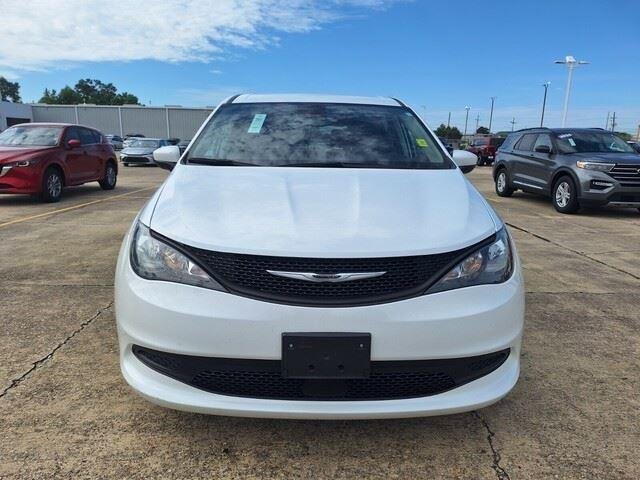 Used 2023 Bright White Clearcoat Chrysler LX image 8