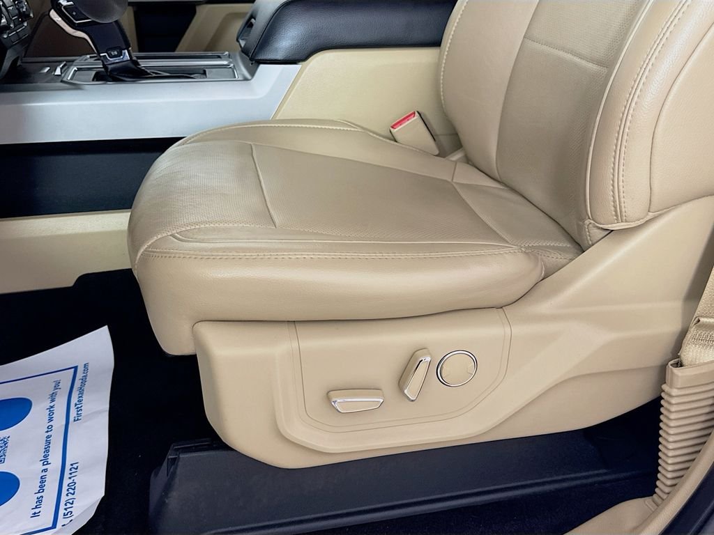 Used 2017 Oxford White Ford Lariat image 25
