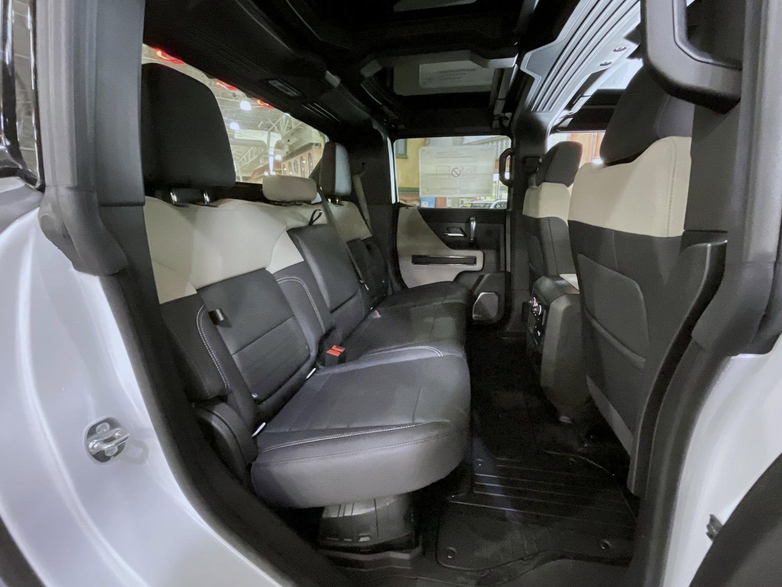 2026 GMC HUMMER EV 3X - Photo 18