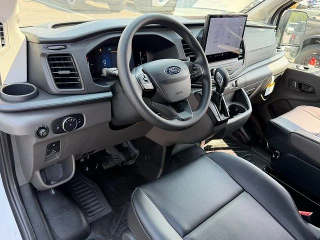 New 2026 Oxford White Ford Base image 18