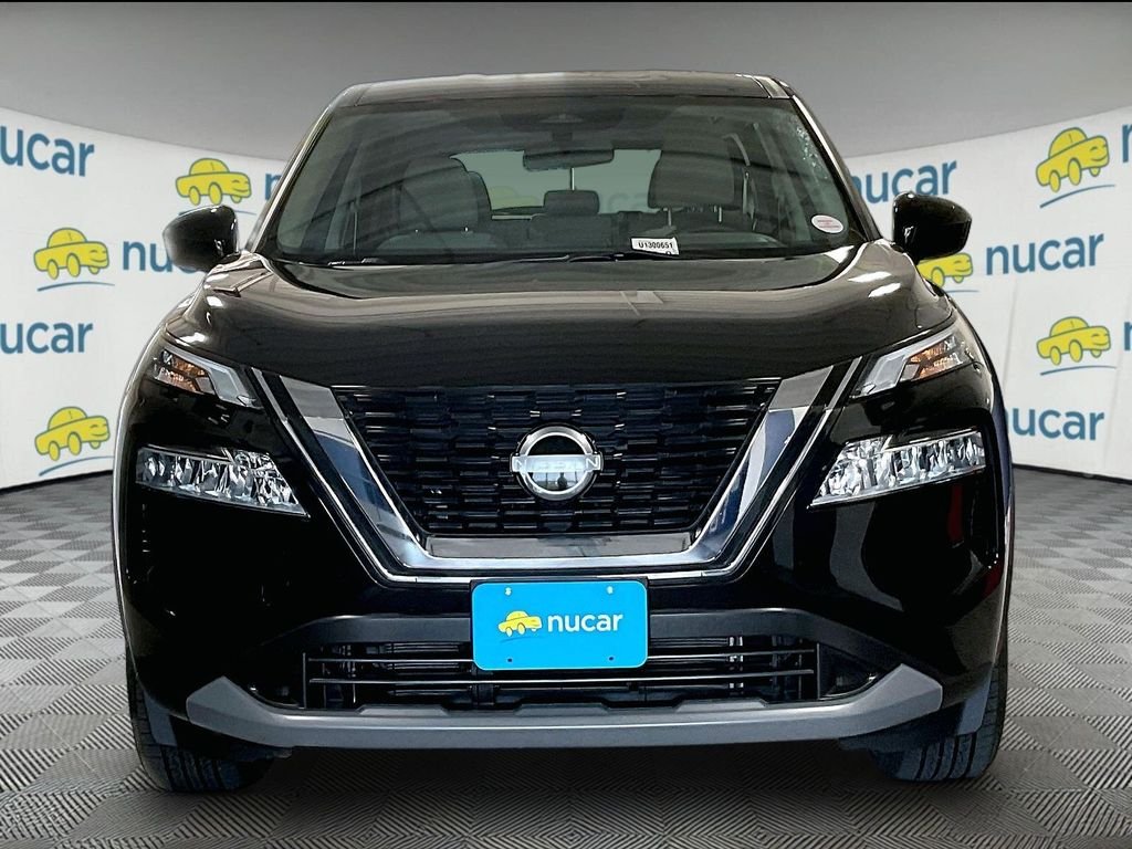 Used 2023 Black Nissan SV image 2