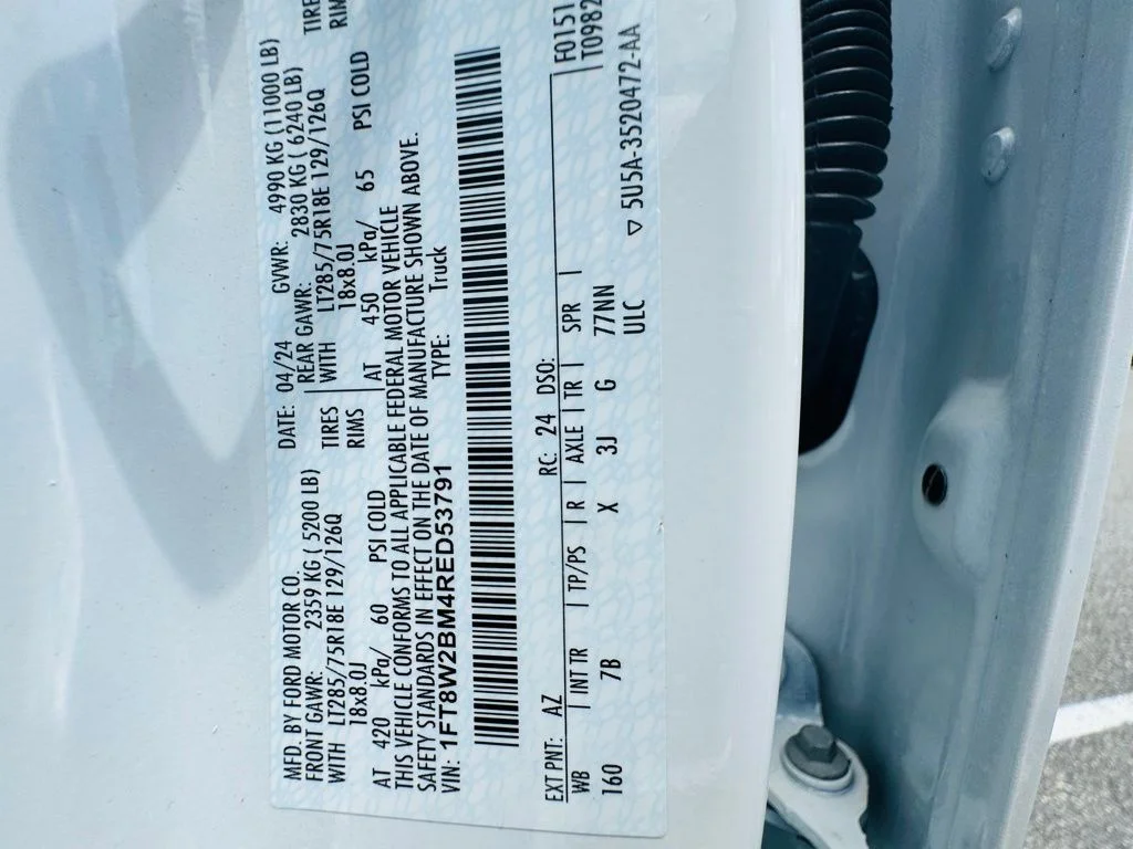 Used 2024 White Ford Platinum image 37