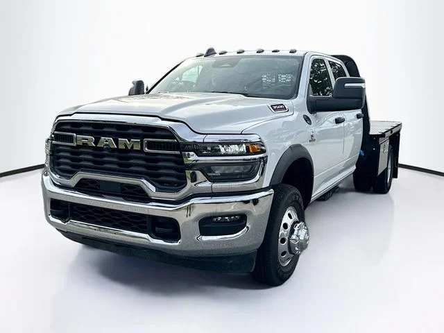 New 2026 Bright White Clear-Coat Exterior Paint RAM TRADESMAN image 3