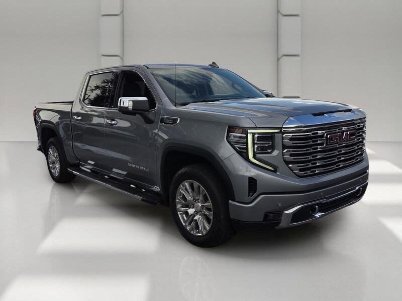 Used 2023 Sterling Metallic GMC 4WD CREW CAB 147" DENALI image 7