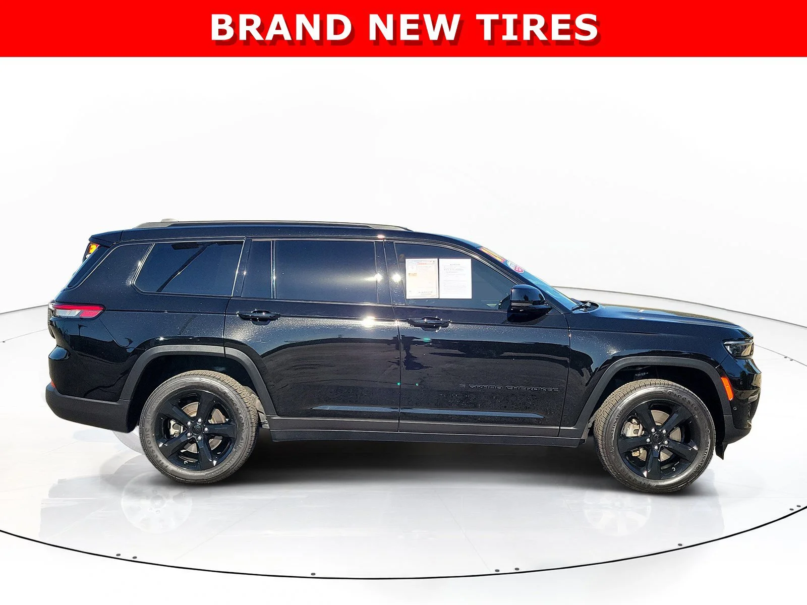Certified Used 2024 Black Jeep Limited image 2