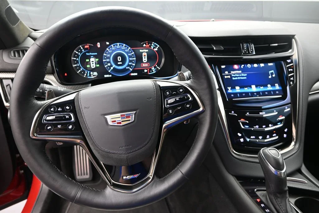 Used 2016 Red Cadillac 2SV image 20
