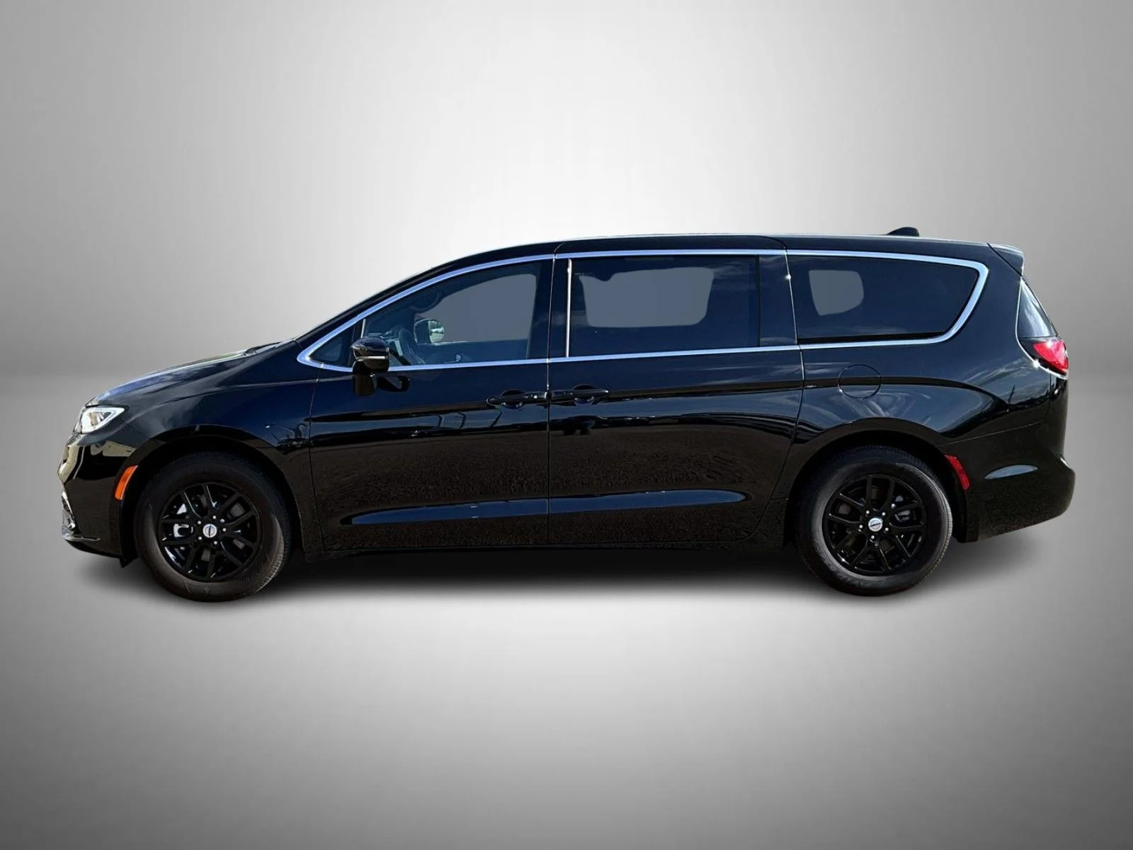 Used 2025 Black Chrysler Select image 8