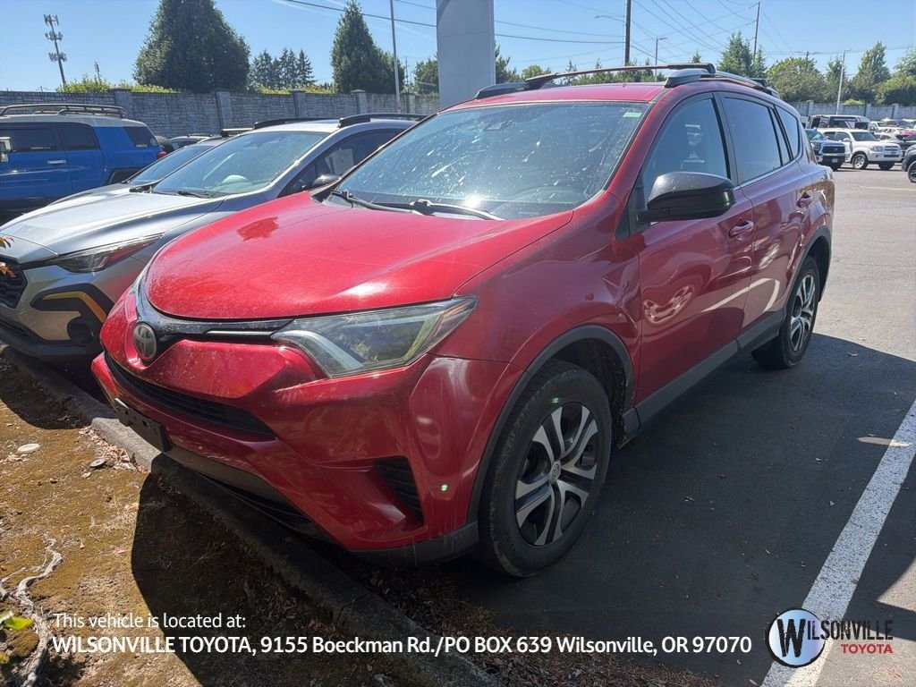 2017 Toyota RAV4 LE AWD's photo