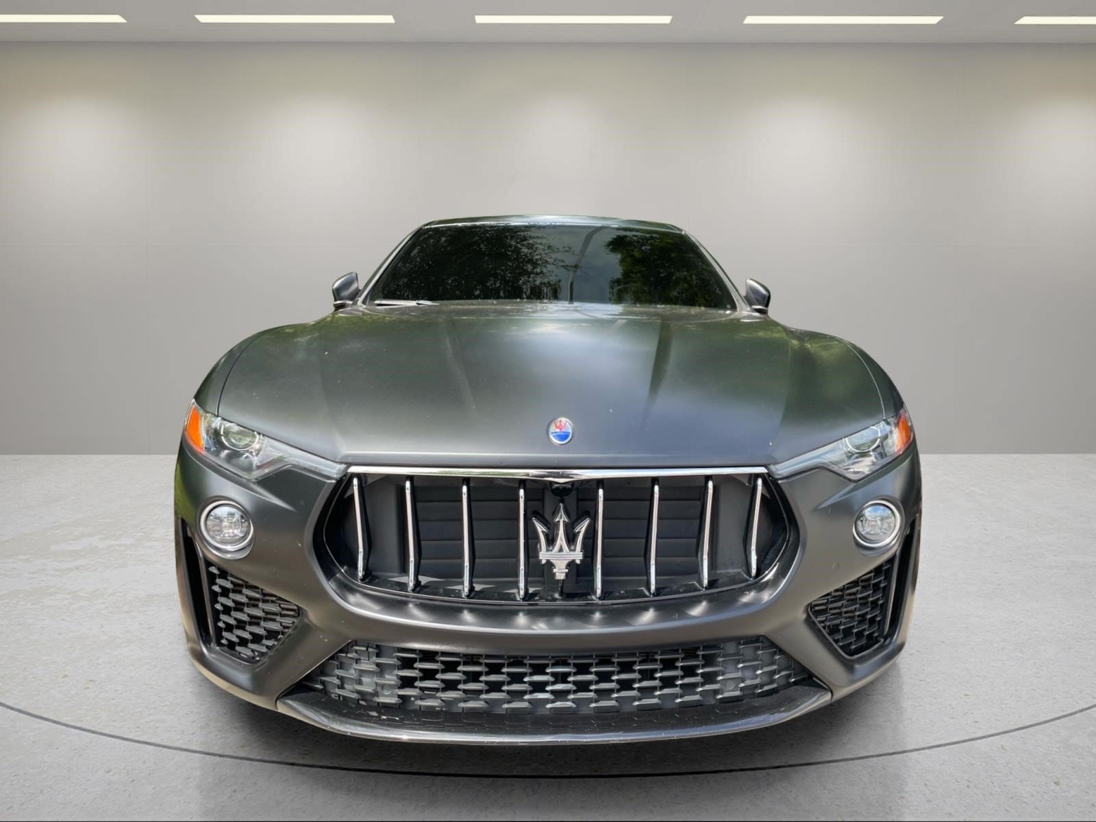 Used 2020  Maserati Base image 7