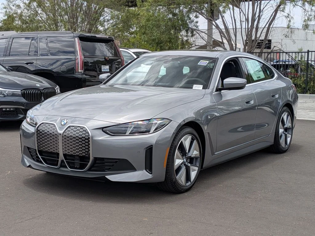 New 2026 Gray BMW eDrive40 image 2