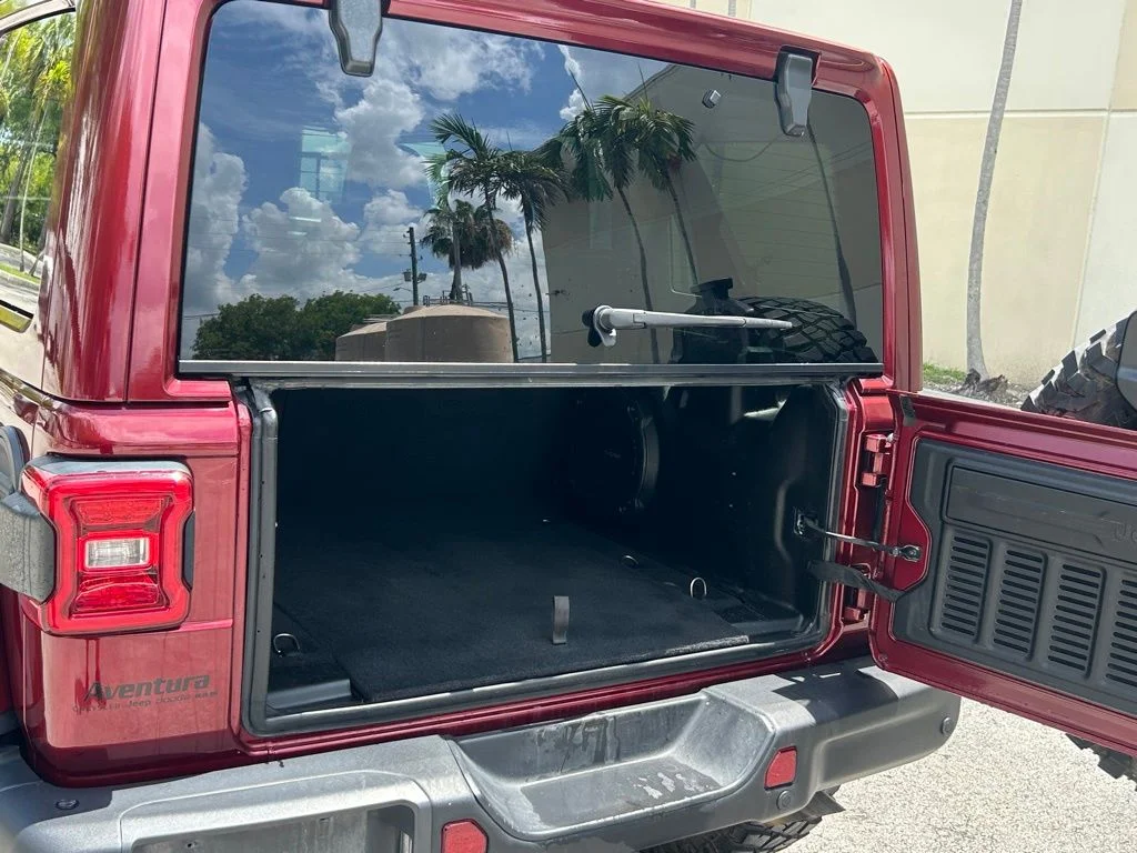 Used 2022 Red Jeep Unlimited Rubicon 392 image 23