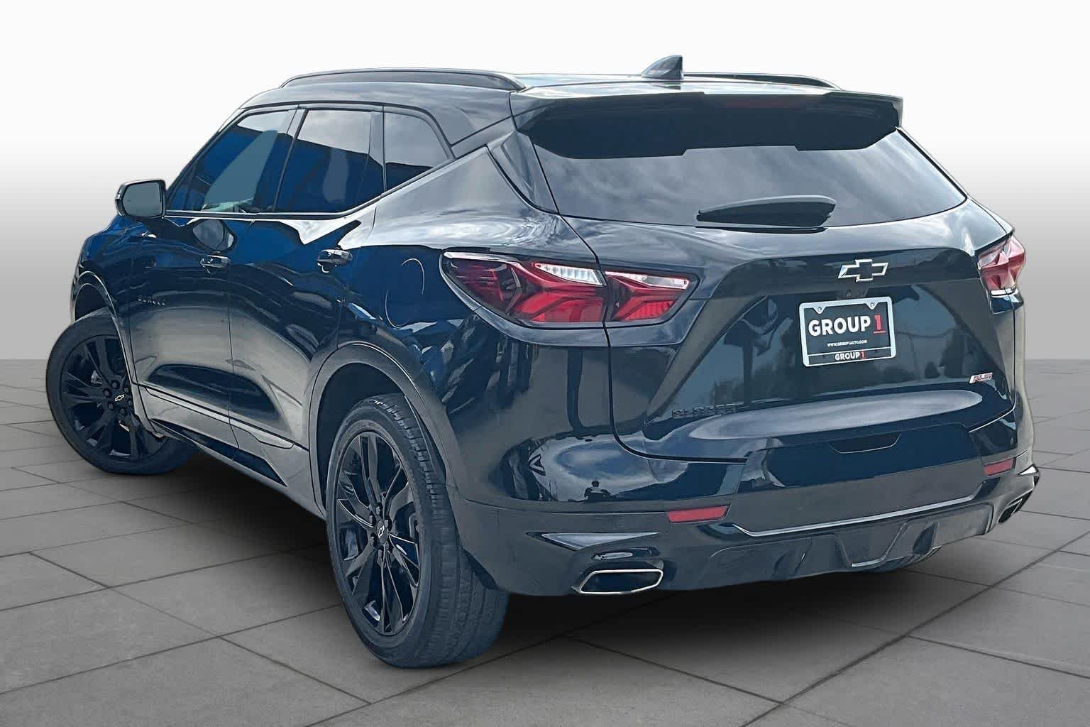 Used 2022 Black Chevrolet RS image 11