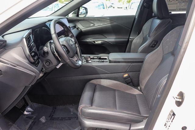2026 Lexus RX 450h+ Luxury - Photo 24