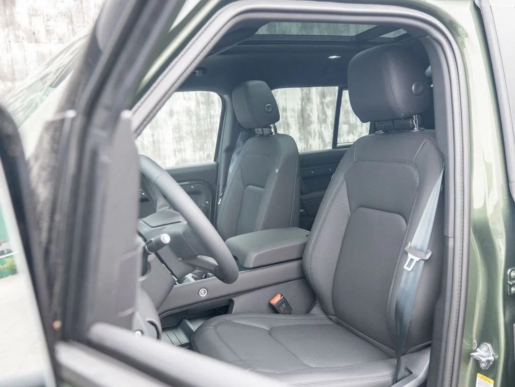 New 2026 Green Land Rover S image 19