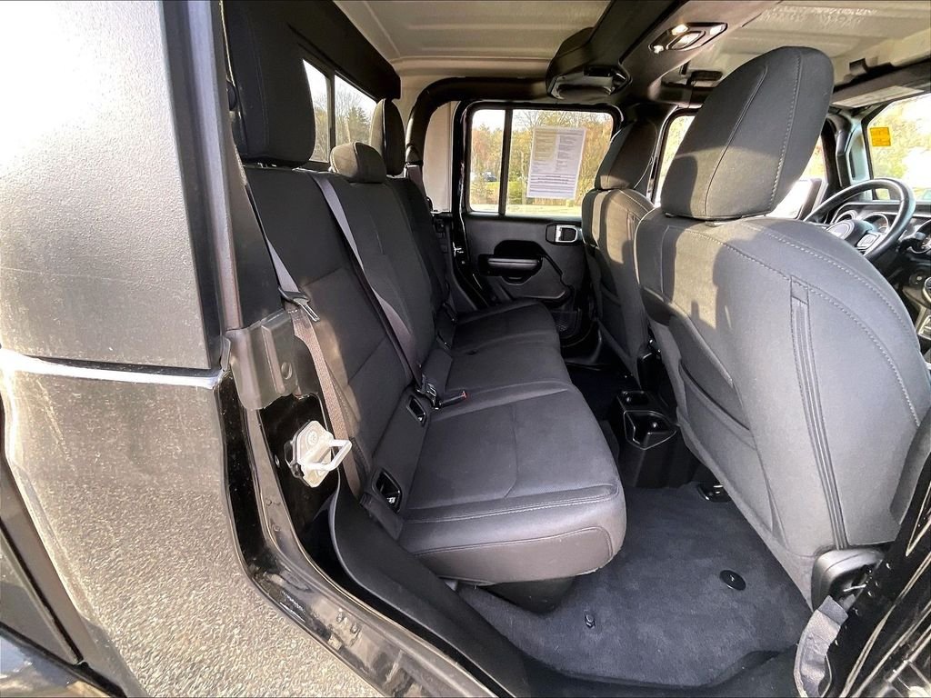 Used 2021 Black Jeep Sport image 16