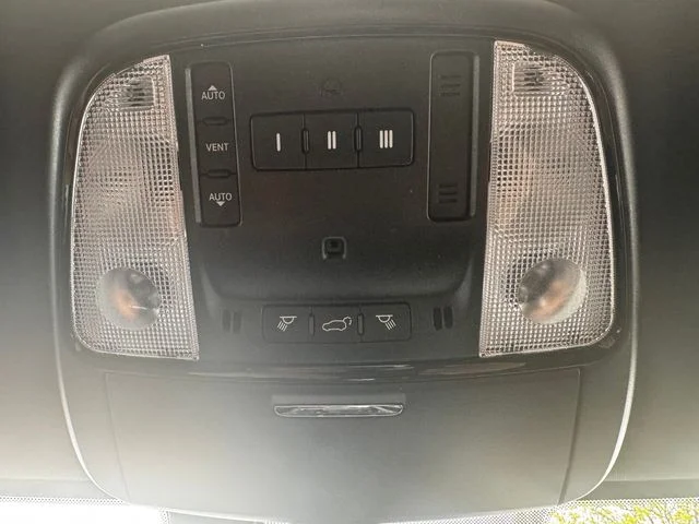 New 2026 Diamond Black Clear-Coat Exterior Paint Dodge GT PLUS image 43