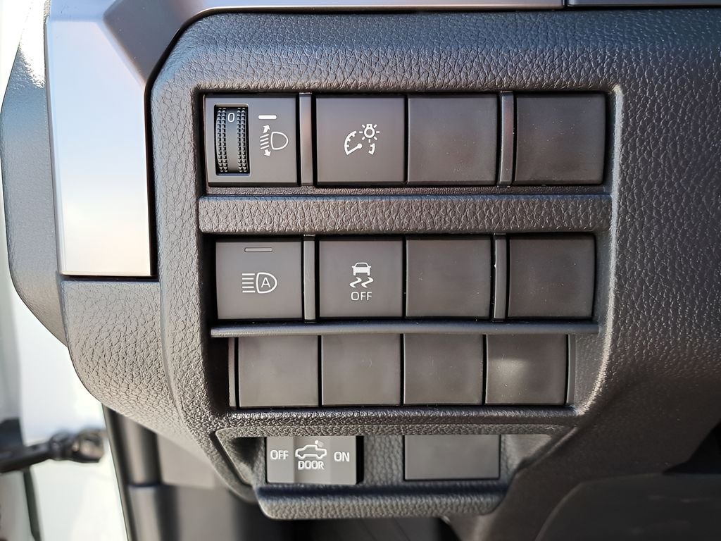 2026 Toyota Tacoma SR5 - Photo 27