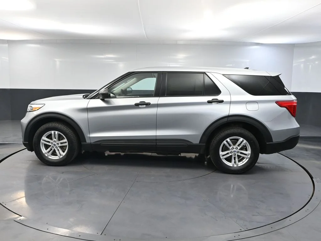 Used 2022 Silver Ford Base image 9
