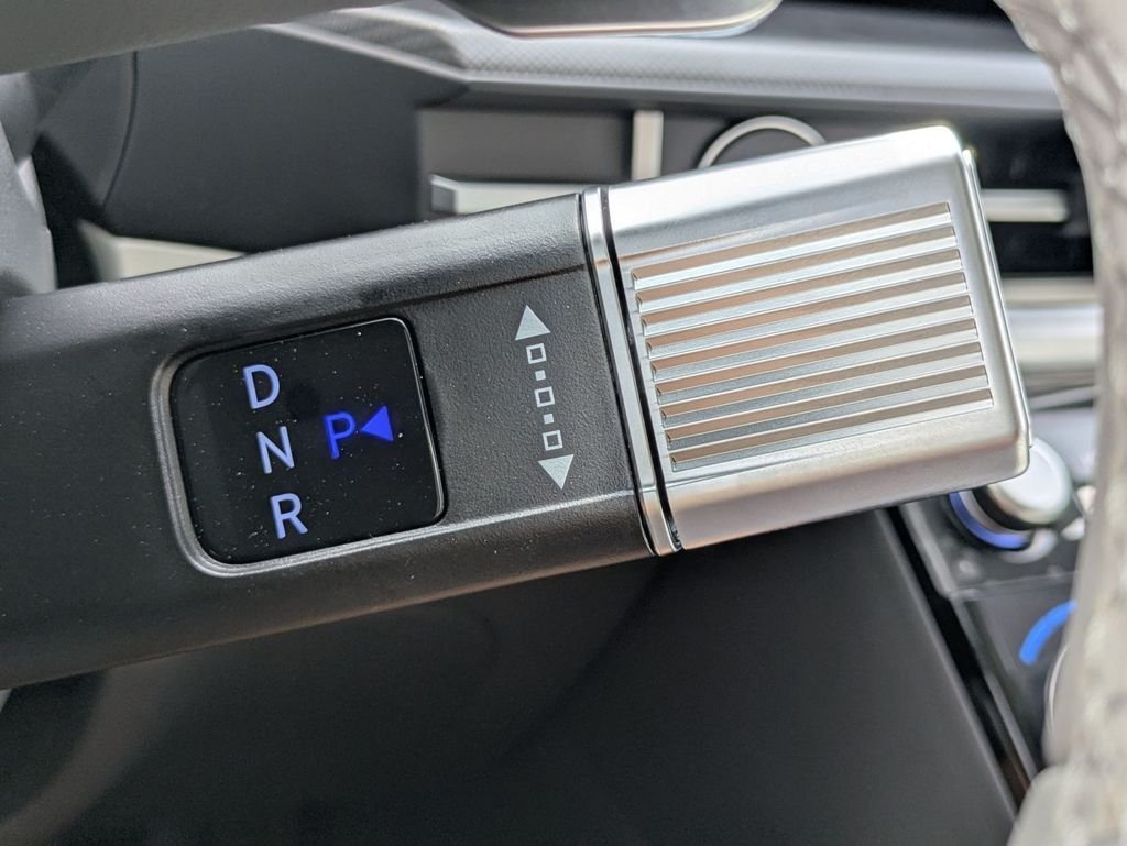 New 2026 Silver Hyundai SE image 19