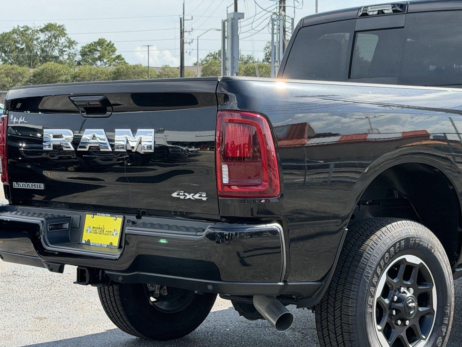 Used 2025 Diamond Black Crystal Pearlcoat Ram Laramie image 11