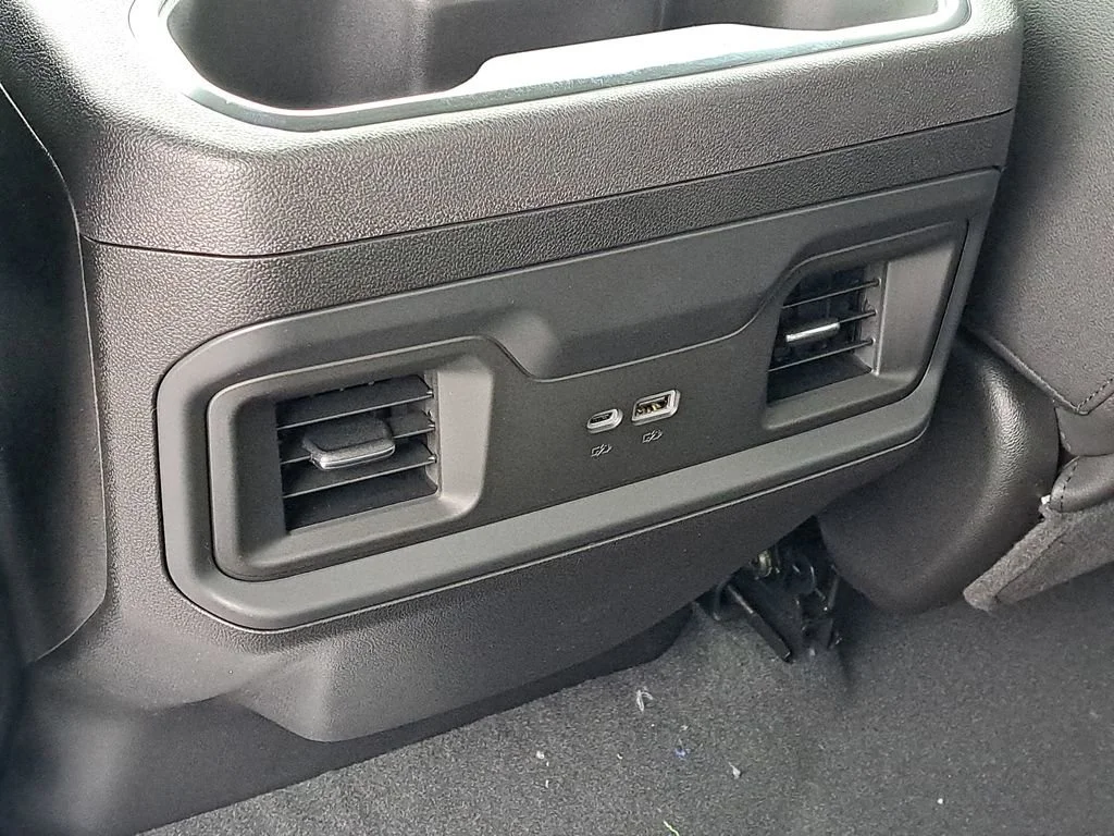 2026 Chevrolet Silverado 3500 HD LT - Photo 21