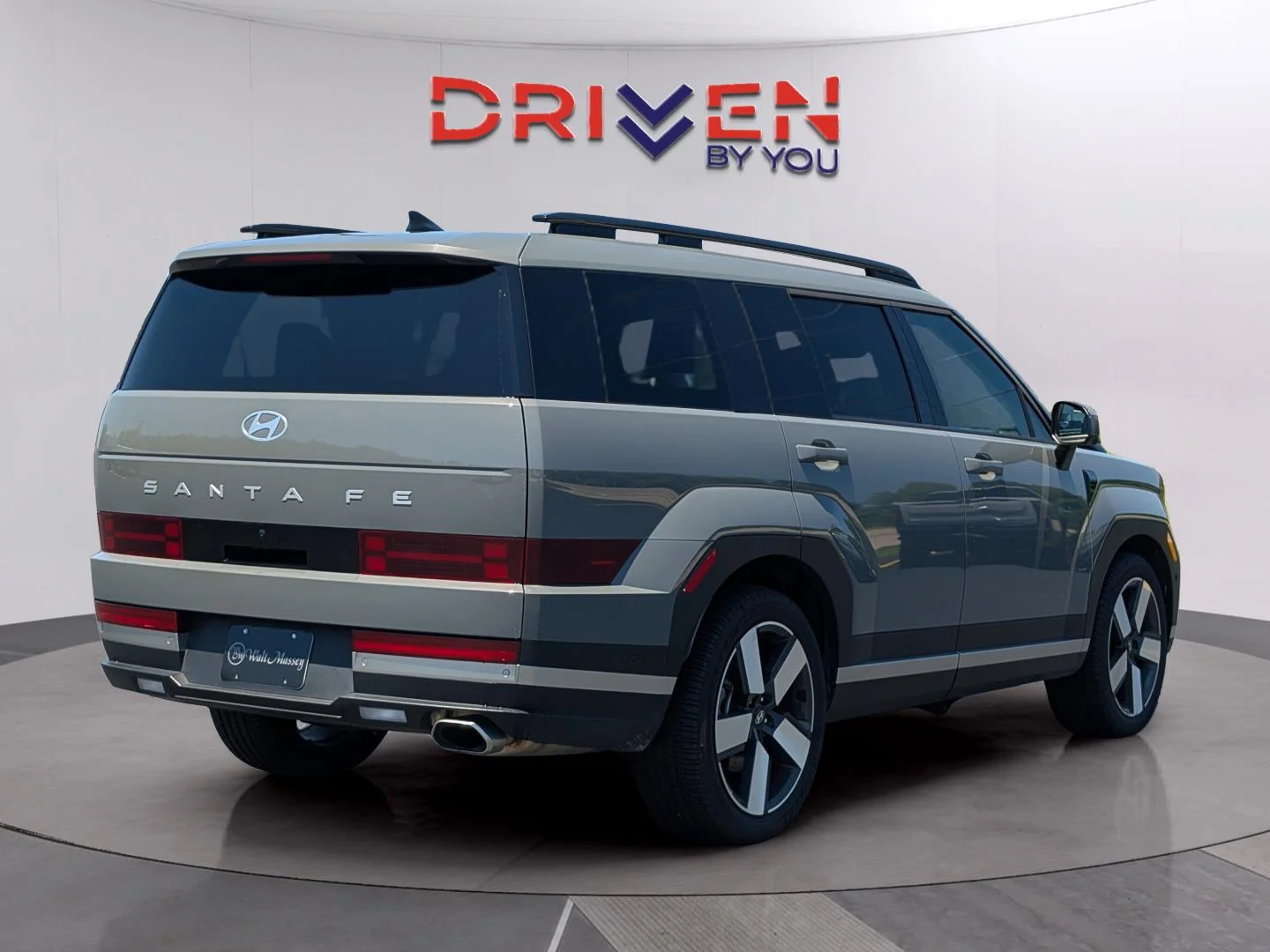 Used 2025 Hampton Gray Hyundai Limited image 5